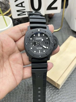 PAM979 Carbotech VSF Best Edition Carbon Dial on Rubber Strap P.9010