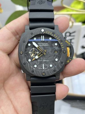 Submersible PAM1324 44mm Carbon/RU Black Dial VSF P9011